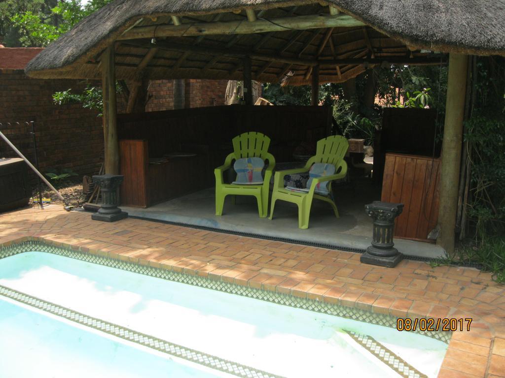 Treetops & Treats Guest House Pretoria Exterior photo